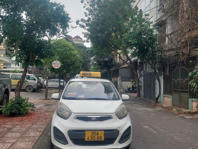 Gehäuse In Ha GJong, Vietnam Gehäuse In Ha GJong, Vietnam