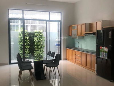 Gehäuse In Da Nang, Vietnam  Gehäuse In Da Nang, Vietnam