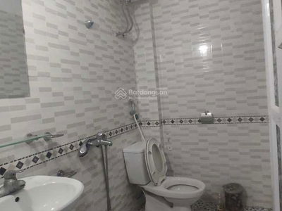 Gehäuse In Ha GJong, Vietnam Gehäuse In Ha GJong, Vietnam