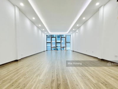 Gehäuse In Hanoi, Vietnam Gehäuse In Hanoi, Vietnam