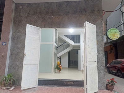 Gehäuse In Hanoi, Vietnam Gehäuse In Hanoi, Vietnam