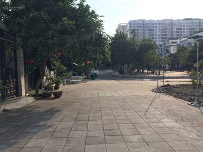 Gehäuse In Nha Be, Vietnam Gehäuse In Nha Be, Vietnam