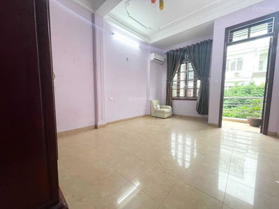 Gehäuse In Haiphong, Vietnam Gehäuse In Haiphong, Vietnam