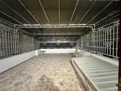 Gehäuse In Hanoi, Vietnam Gehäuse In Hanoi, Vietnam