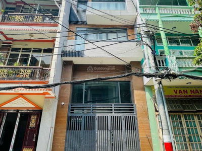 Gehäuse In Ho Chi Minh City, Vietnam Gehäuse In Ho Chi Minh City, Vietnam