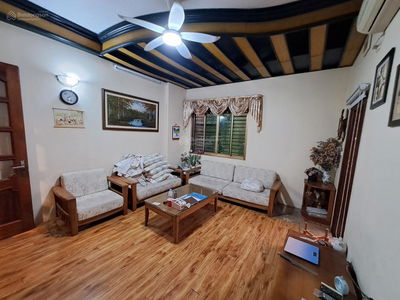 Gehäuse In Hanoi, Vietnam Gehäuse In Hanoi, Vietnam