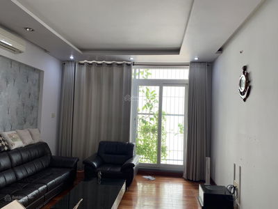 Gehäuse In Nha Be, Vietnam Gehäuse In Nha Be, Vietnam