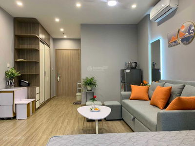 Gehäuse In Hanoi, Vietnam Gehäuse In Hanoi, Vietnam