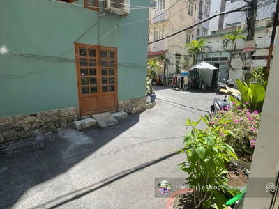 Housing in Ho Chi Minh City, Vietnam Housing in Ho Chi Minh City, Vietnam