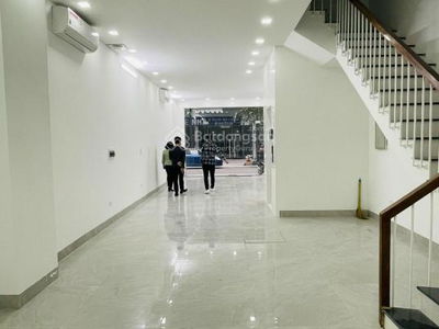 Gehäuse In Ha GJong, Vietnam Gehäuse In Ha GJong, Vietnam