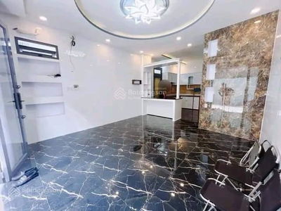 Gehäuse In Nha Be, Vietnam Gehäuse In Nha Be, Vietnam