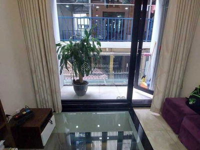 Gehäuse In Ha GJong, Vietnam Gehäuse In Ha GJong, Vietnam