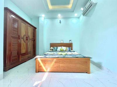 Pham Viet Chanh Street, Vietnam Pham Viet Chanh Street, Vietnam