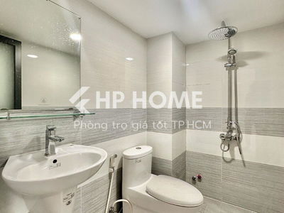 Au Co Street, Vietnam Au Co Street, Vietnam