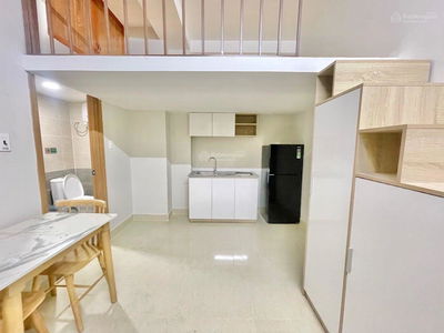 Yen The Street, Vietnam Yen The Street, Vietnam