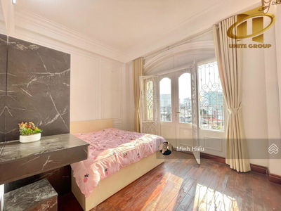 Hai Ba Trung Street, Vietnam Hai Ba Trung Street, Vietnam