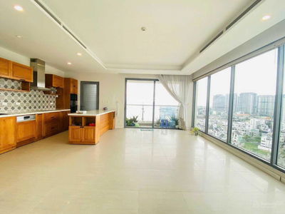 Diamond Island, Vietnam Diamond Island, Vietnam